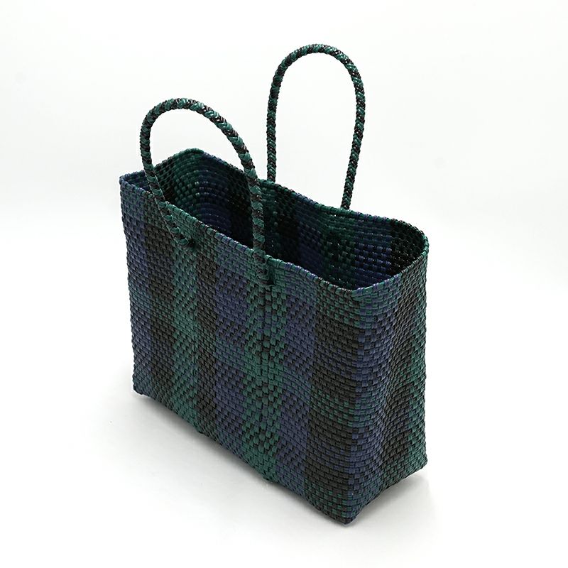 配色や色合いに個体差がございます。※お選びいただけません。