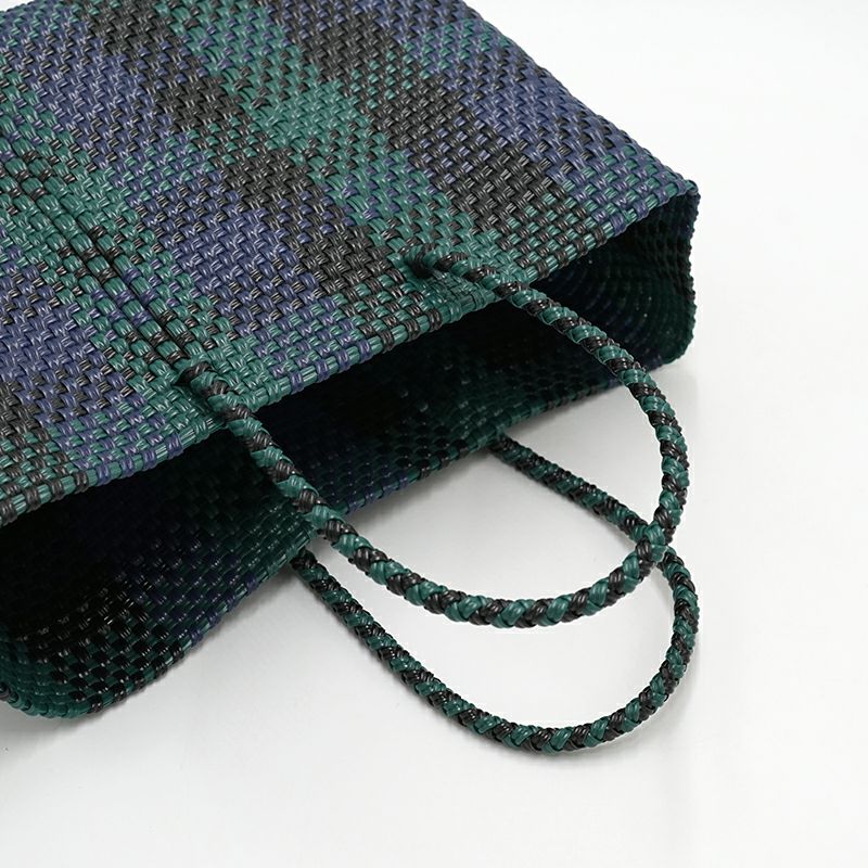 ハンドルに個体差がございます。※お選びいただけません。