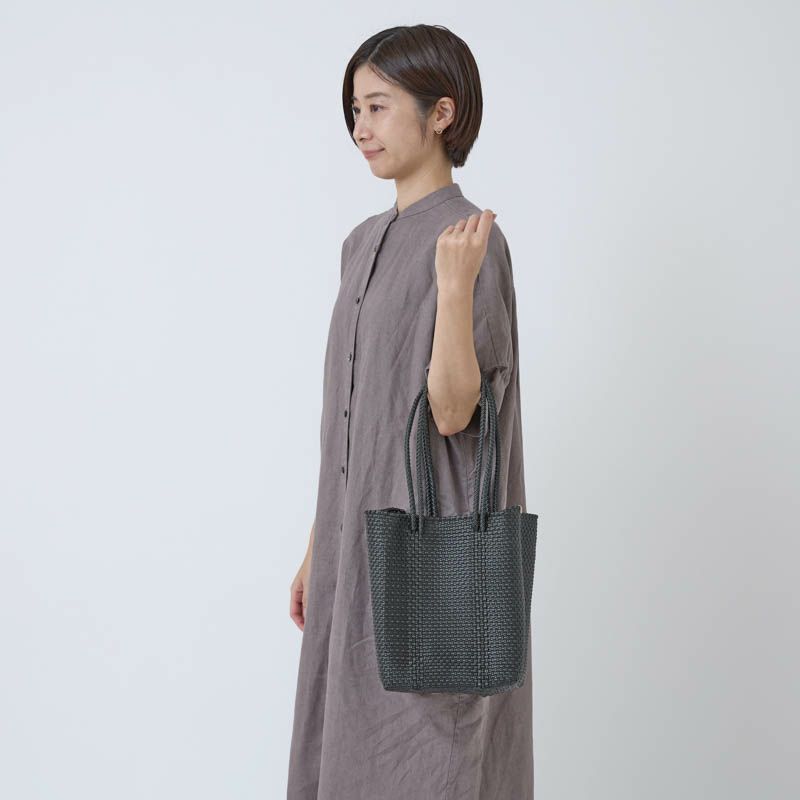 MERCADO BAG - LATTICE M レザーハンドル付き　新品未使用 MERCADO BAG - LATTICE - Red / White (M) | Letra｜レトラ公式通販