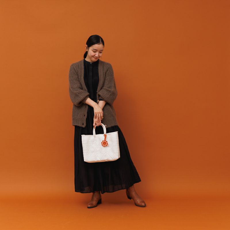 MERCADO BAG - CANGREJO - SHORT STYLE - White (SHORT S) | Letra