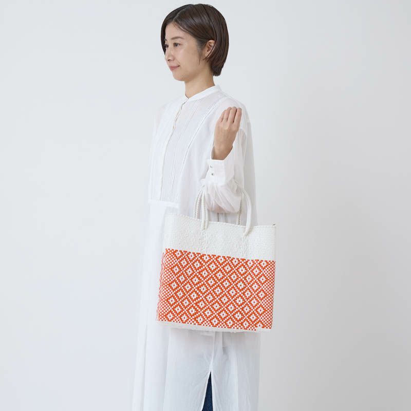 ※着用写真は実際のデザインと若干異なる場合がございます。