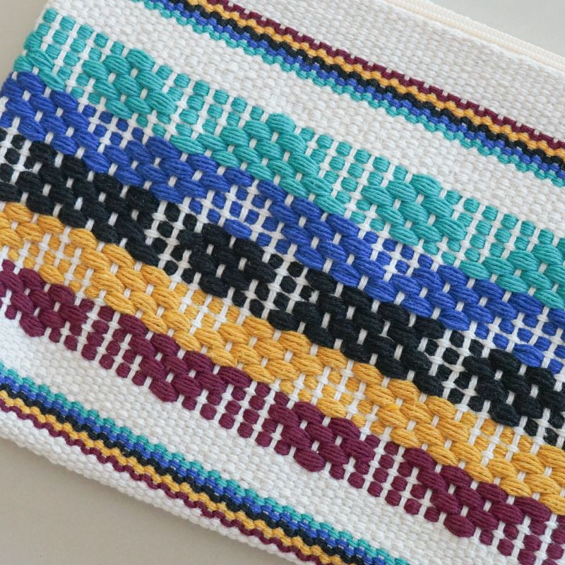 01：White/Multi：生地アップ