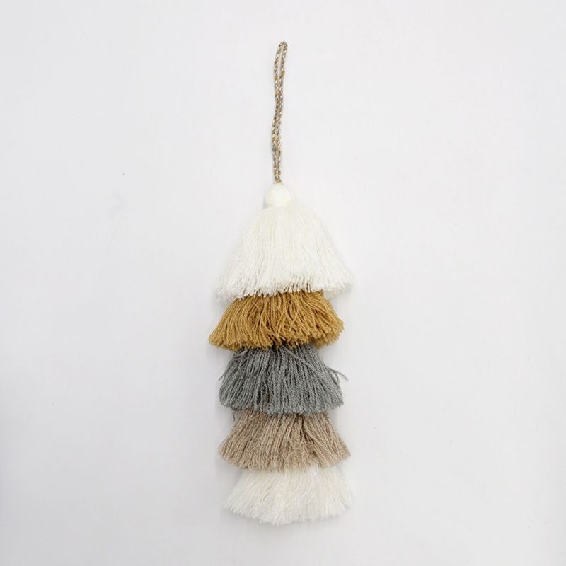 2：White