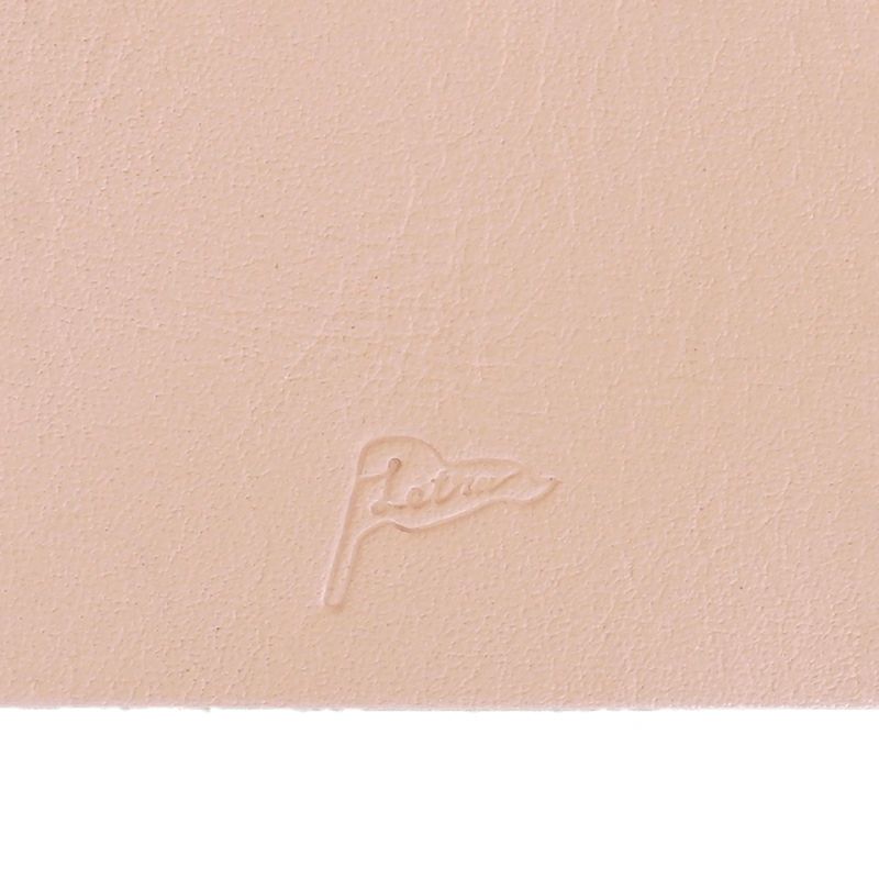 Pale Pink/ペールピンク：刻印アップ