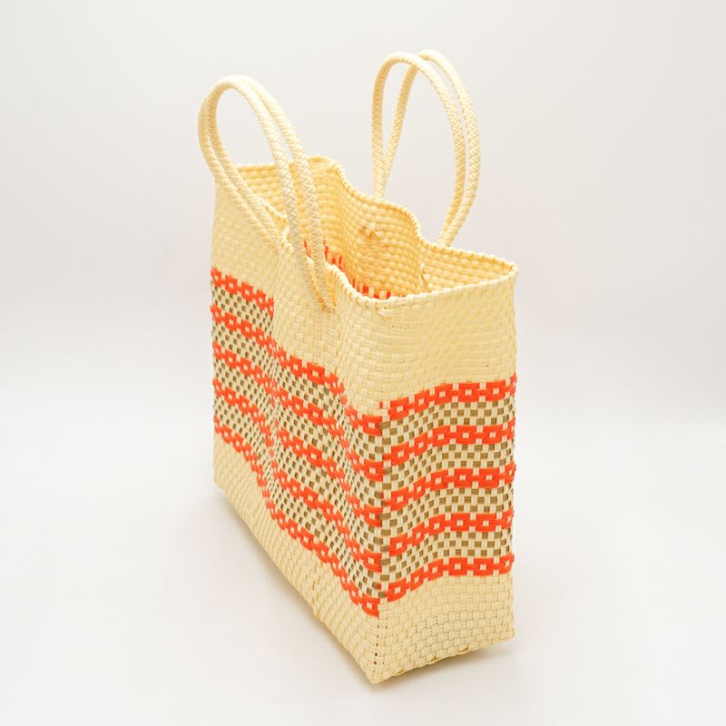 上下の余白・柄の個数に個体差がございます。※お選びいただけません。