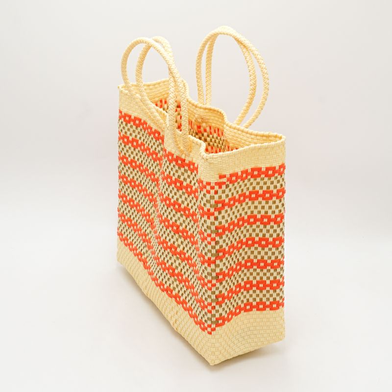 上下の余白・柄の個数に個体差がございます。※お選びいただけません。