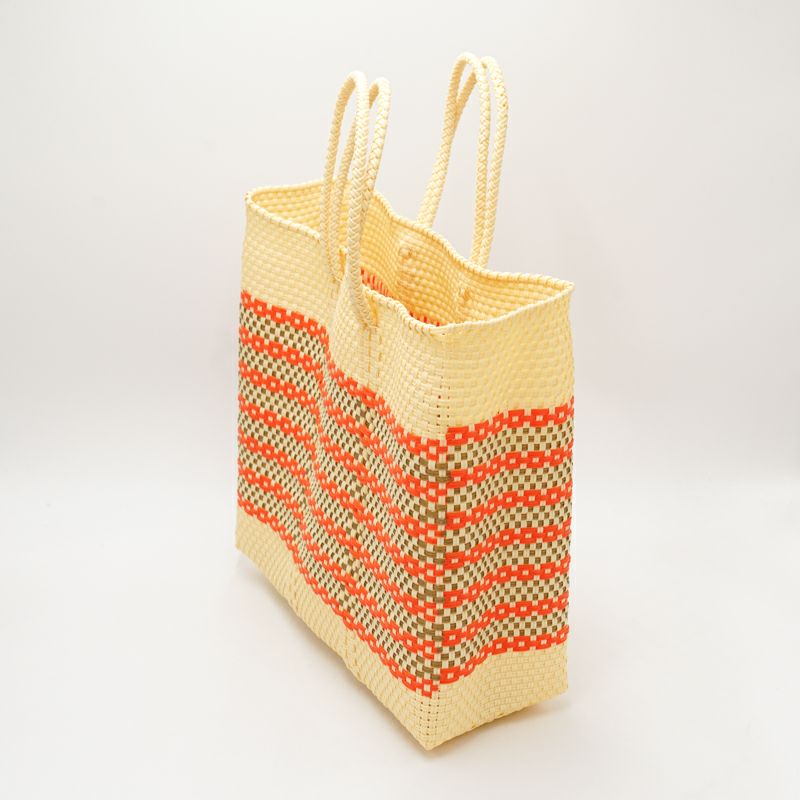 上下の余白・柄の個数に個体差がございます。※お選びいただけません。