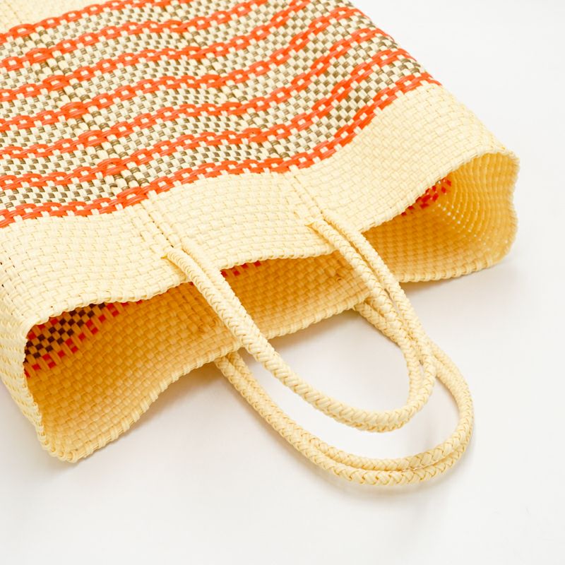 上下の余白・柄の個数に個体差がございます。※お選びいただけません。