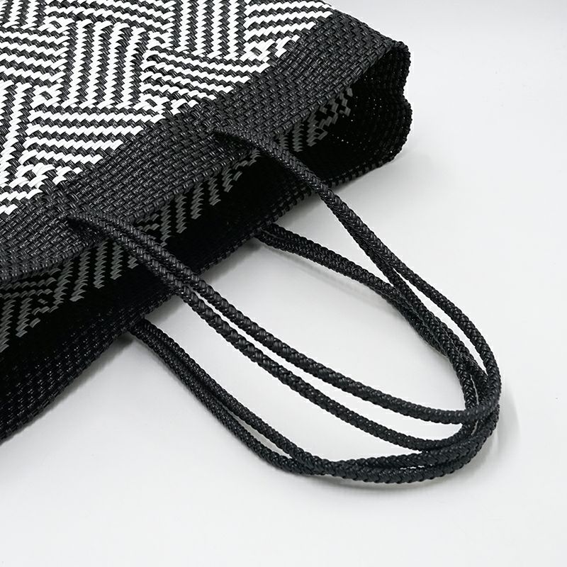 MERCADO BAG RECTANGLE STYLE - TAPETE - Black / White - (LONG