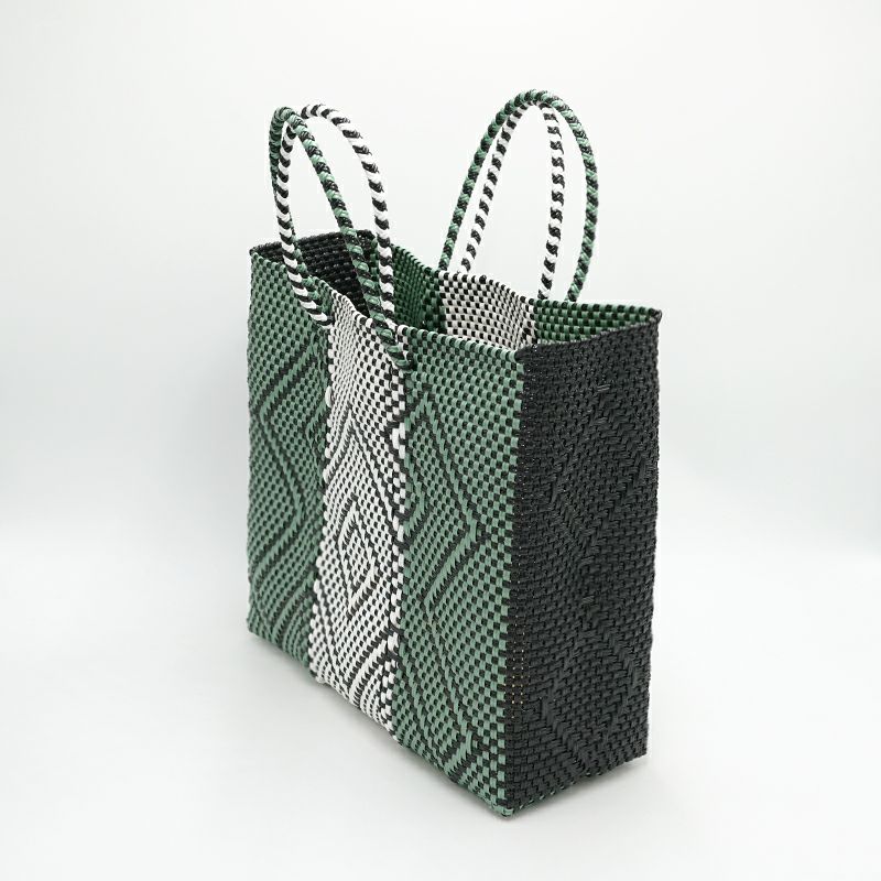 掲載画像の中からランダムにお届けします※お選びいただけません