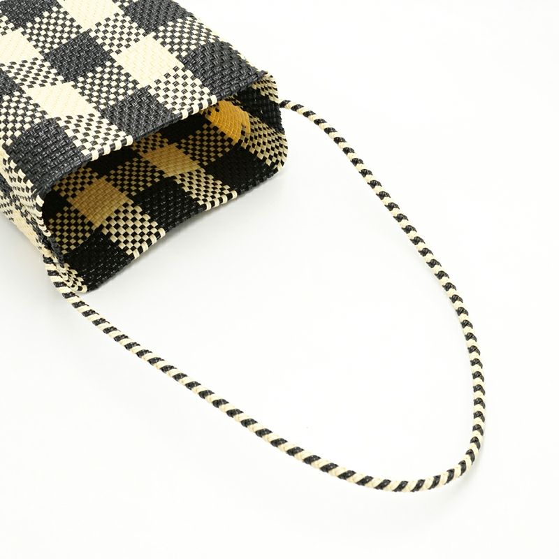 チェックの柄に個体差がございます※お選びいただけません