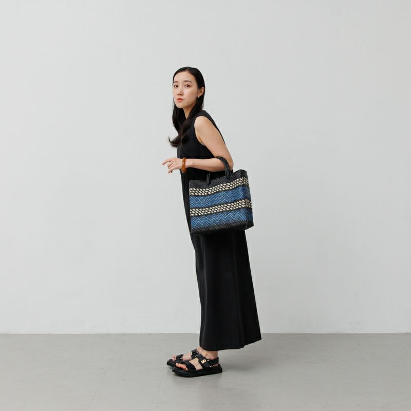 MERCADO BAG - ALPINAS - Black / Cream / Metallic Blue (S