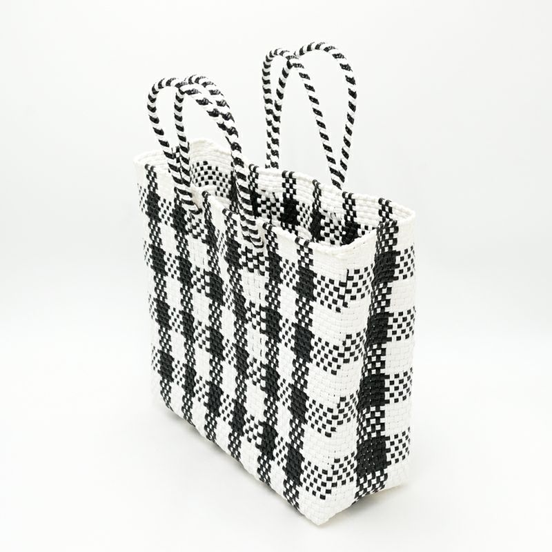 柄のバランスに個体差がございます。※お選びいただけません。