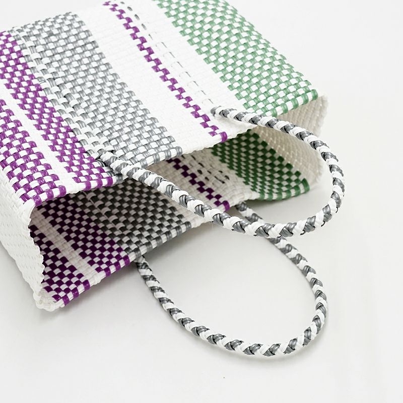 ハンドルに個体差がございます。※お選びいただけません。