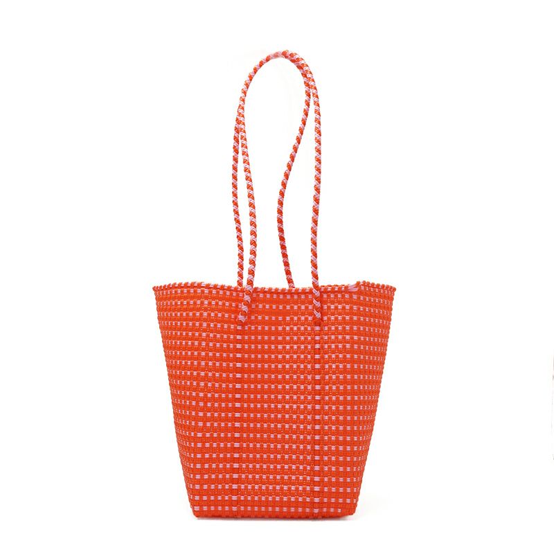 手で整え、このような形状にも出来ます。