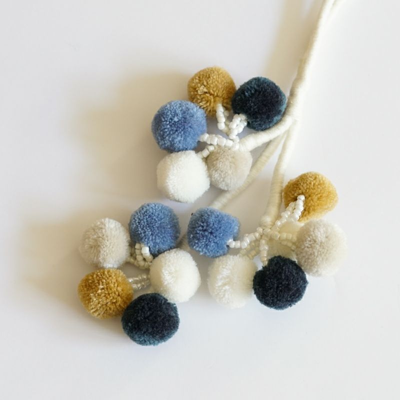 ポンポンもひとつひとつ一から手作りされています。