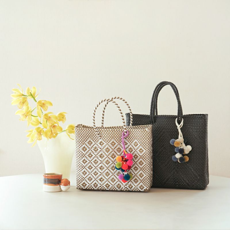 着用例：【左】XSサイズ/【右】Sサイズ