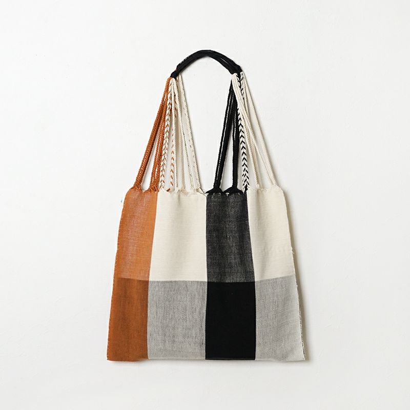 裏面※柄が左右反転している場合もございます