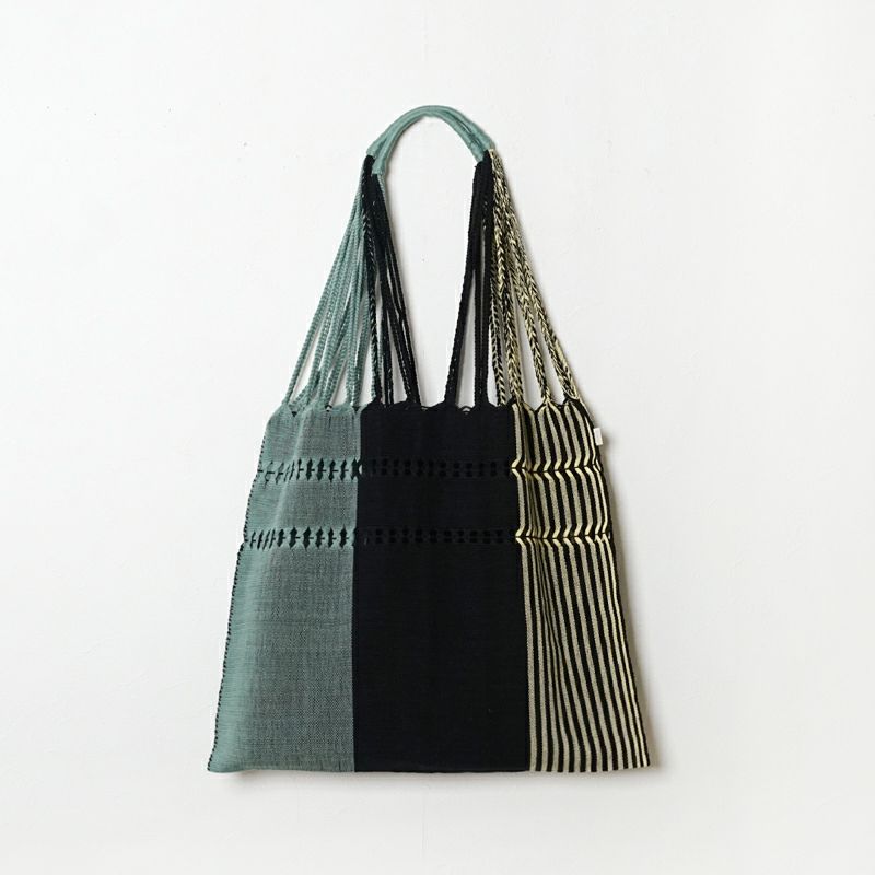 正面※柄が左右反転している場合もございます