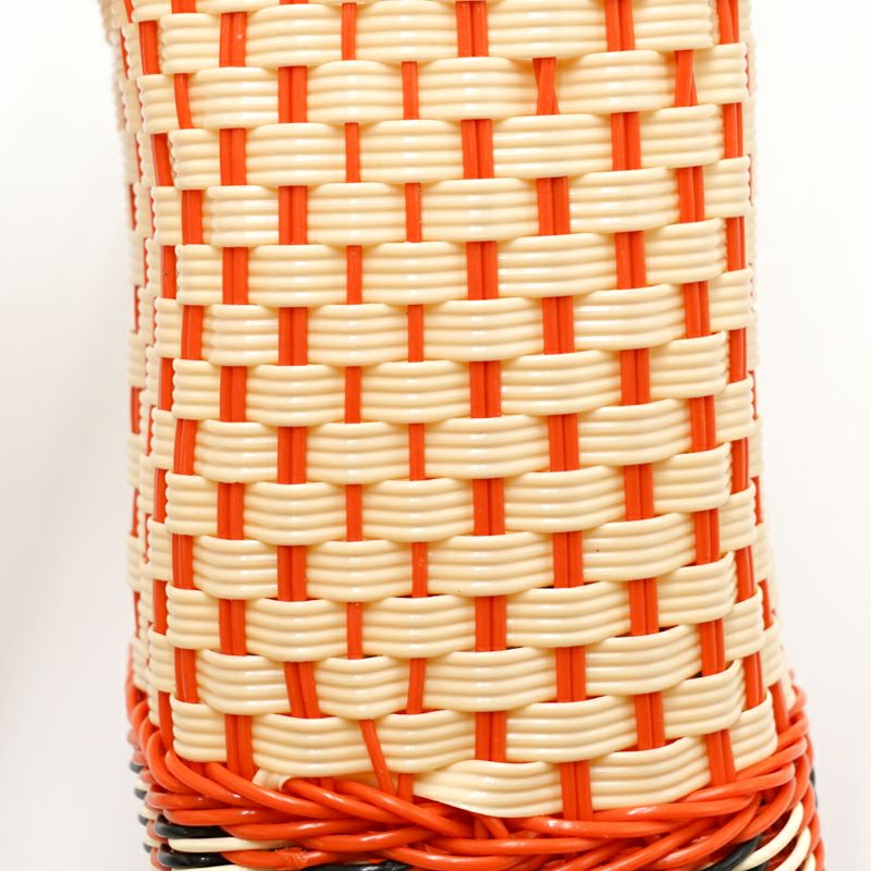 縦コードが１本の場所もございます※不良ではございません