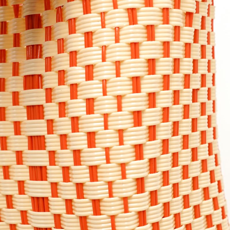 縦コードが１本の場所もございます※不良ではございません