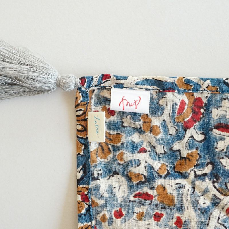 PURとLetraのWネーム付きです