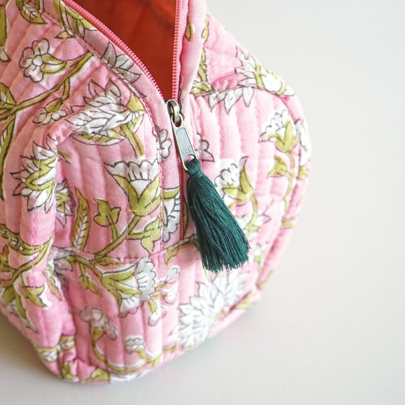 タッセル付きです