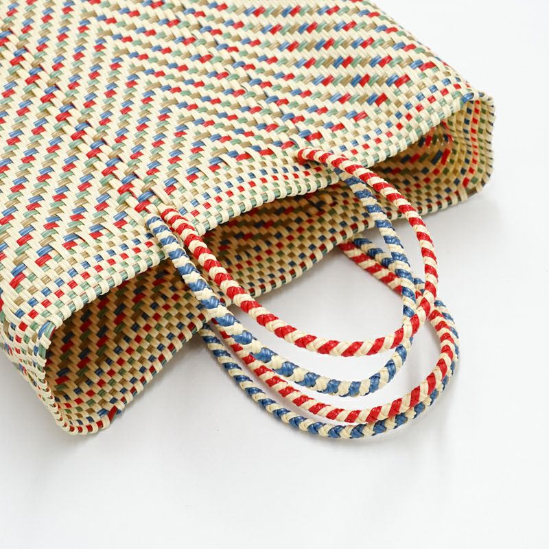 MERCADO BAG - PLAYFUL COLOR ASSORT 3 - 26 (S) | Letra