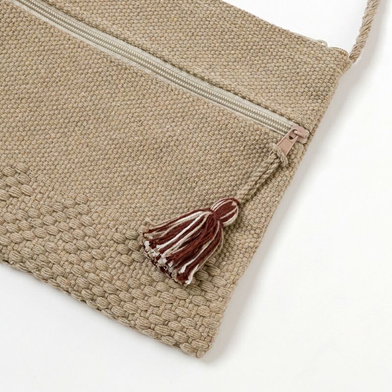 タッセルアップ