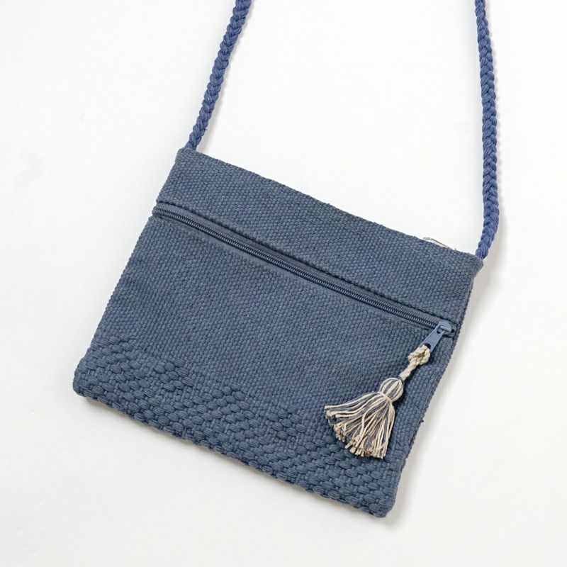 チャックは２箇所ございます