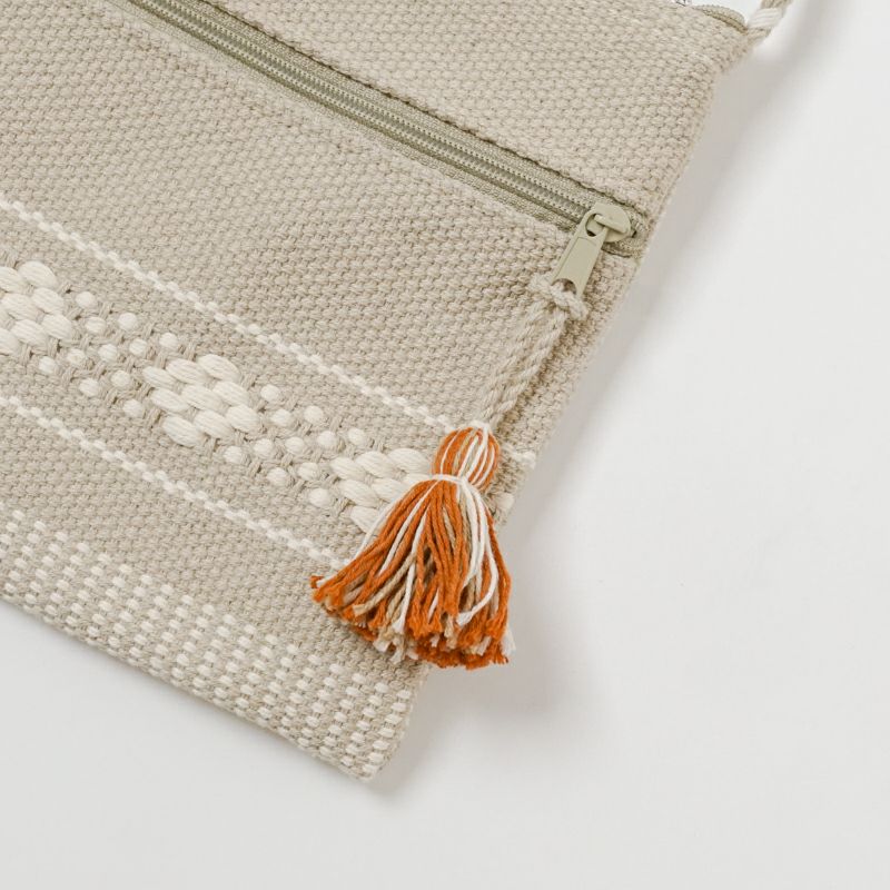 タッセルアップ