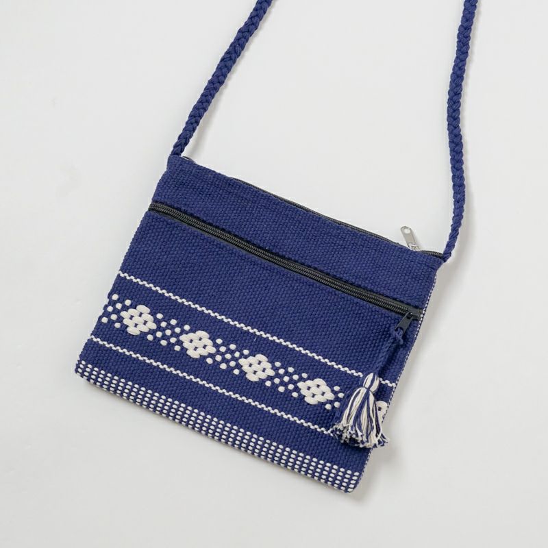 チャックは２箇所ございます