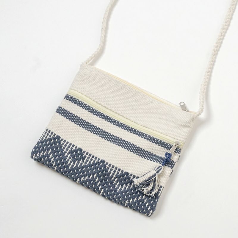 チャックは２箇所ございます