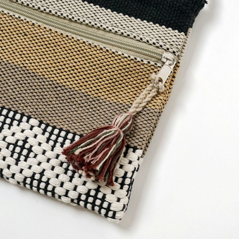 タッセルアップ