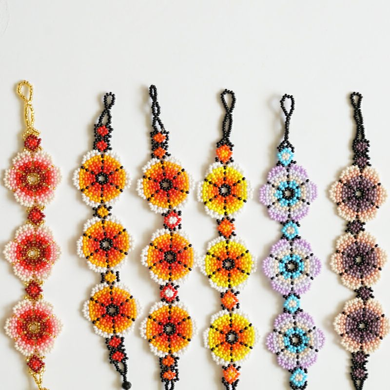 【ご確認ください】留め具の形状に個体差がございます