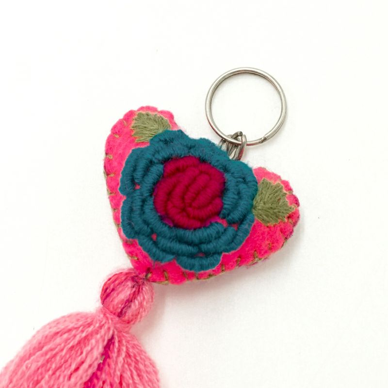 刺繍アップ