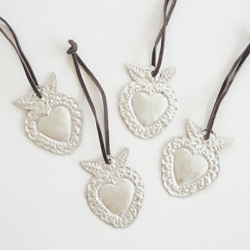 ハンドメイドのため個体差がございます※お選びいただけません。