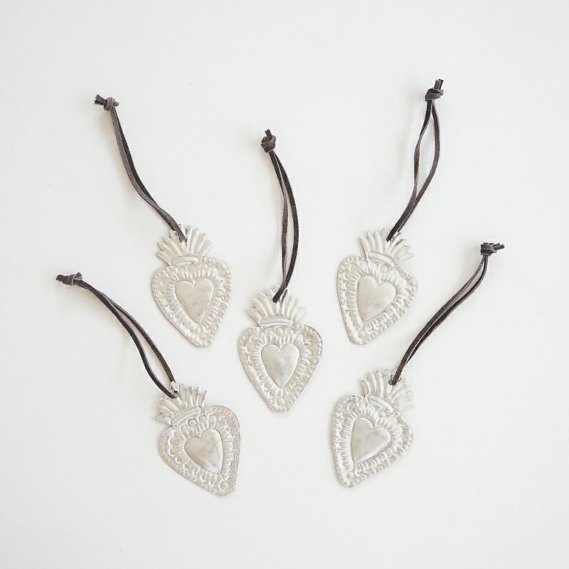 ハンドメイドのため個体差がございます※お選びいただけません。