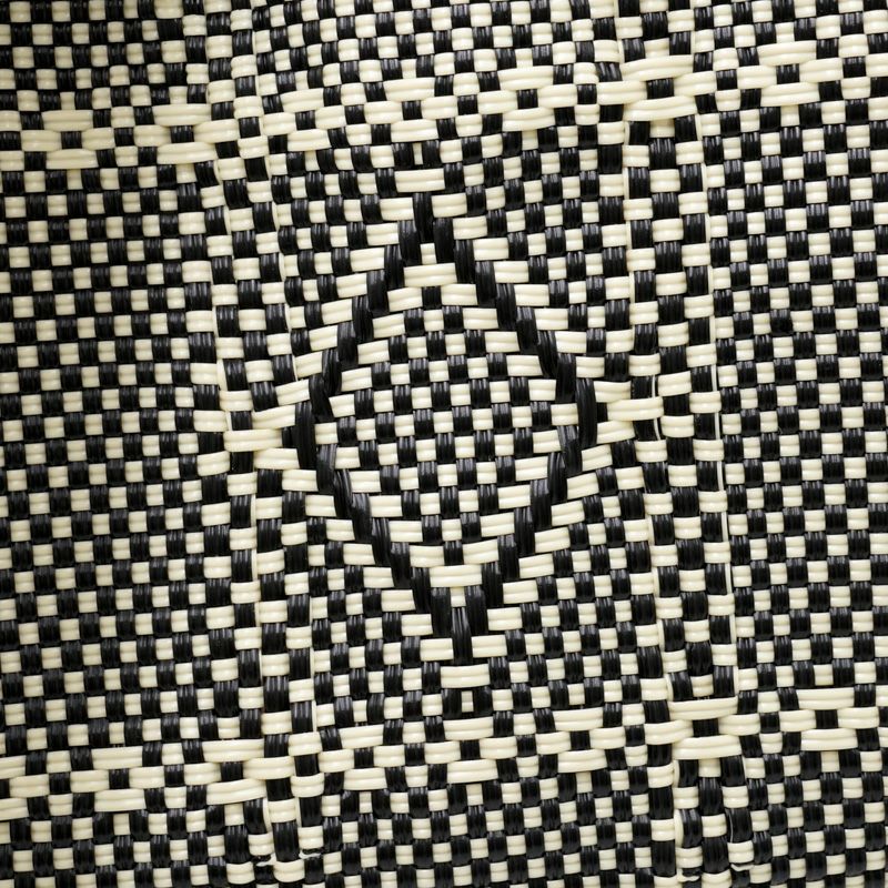 アソートは通常のサイズと異なる場合がございます。