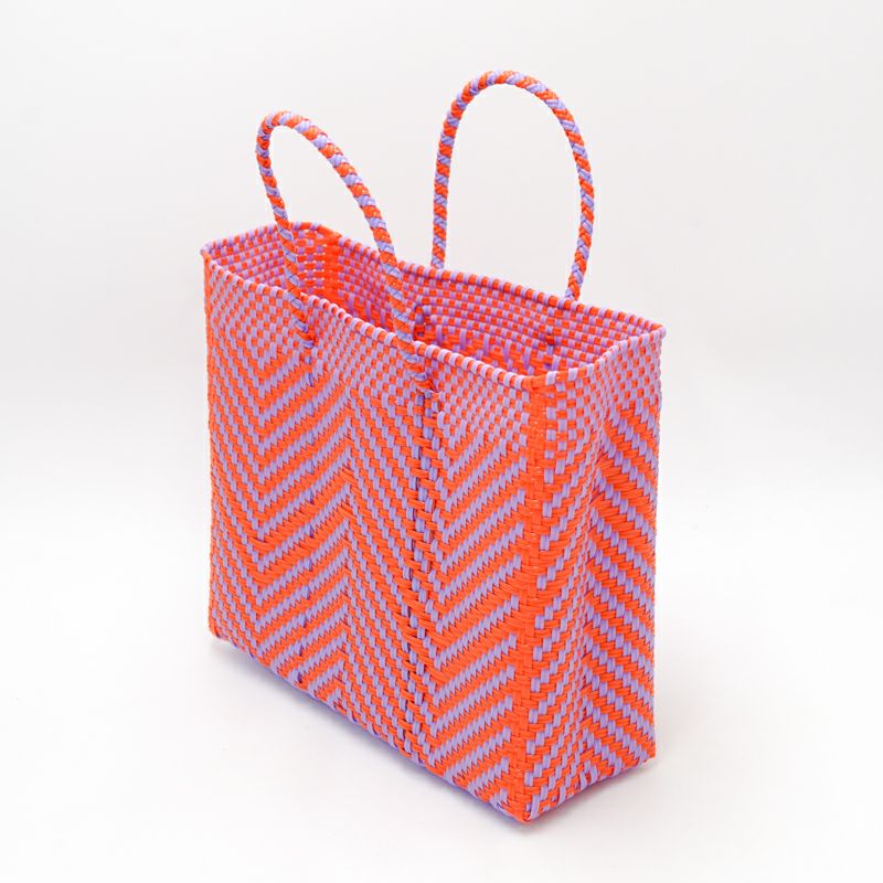 アソートは通常のサイズと異なる場合がございます。