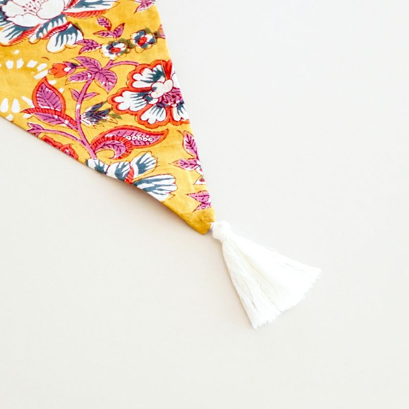 タッセルが付いています