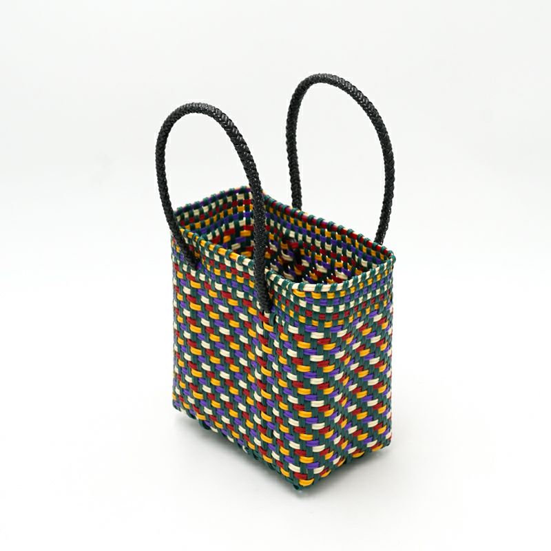 アソートは通常のサイズと異なる場合がございます。