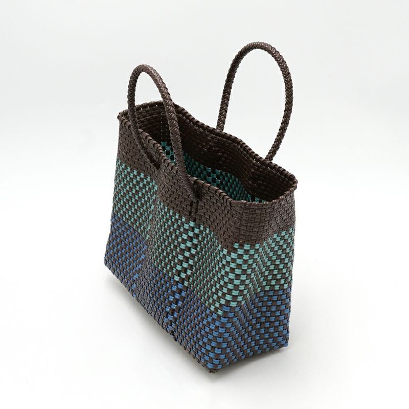 アソートは通常のサイズと異なる場合がございます。