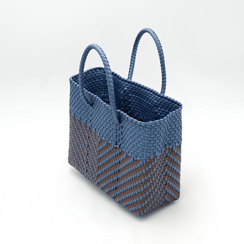 アソートは通常のサイズと異なる場合がございます。