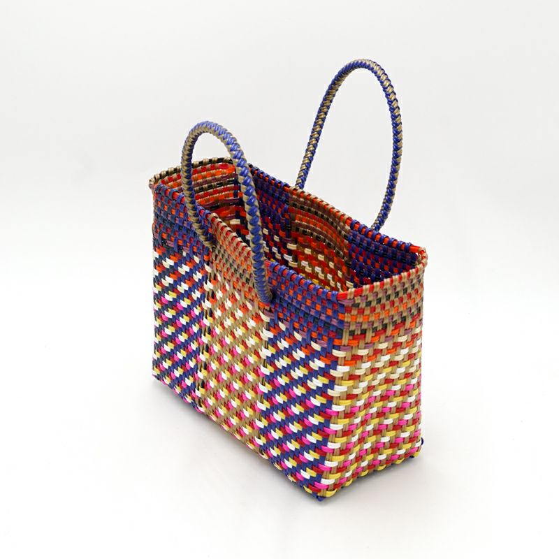 アソートは通常のサイズと異なる場合がございます。