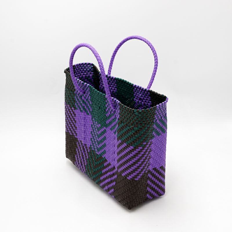 アソートは通常のサイズと異なる場合がございます。