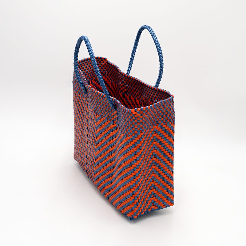 アソートは通常のサイズと異なる場合がございます。