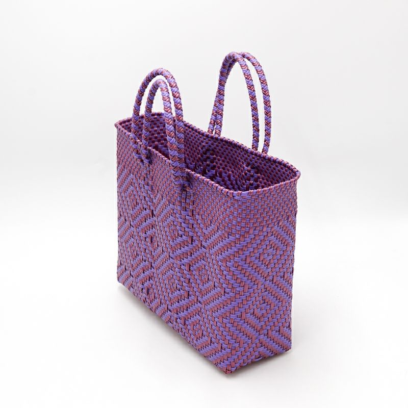 アソートは通常のサイズと異なる場合がございます。