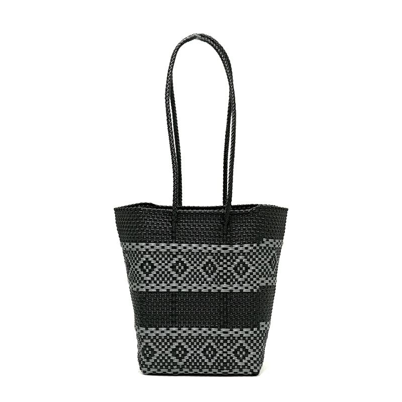 手で整え、このような形にすることも可能です。