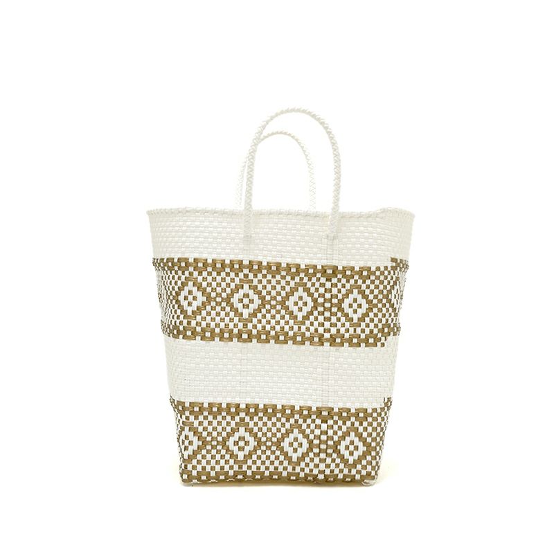 手で整え、このような形にすることも可能です。